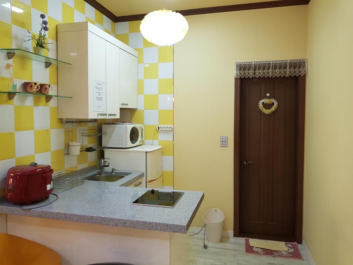 Rainbow Hill Pension Namhae Exterior foto